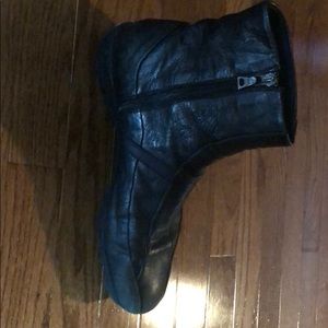Size 39 Prada casual black boots.